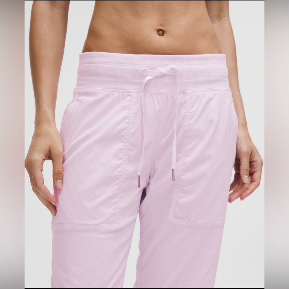 lululemon athletica Dance Studio MR
Lined Pant Size 12 - Picture 4 of 6